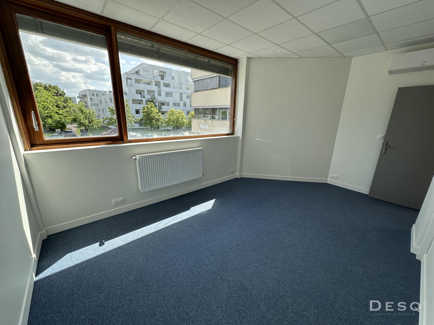 Bureau à louer sur Cenon - Bordeaux Rive Droite