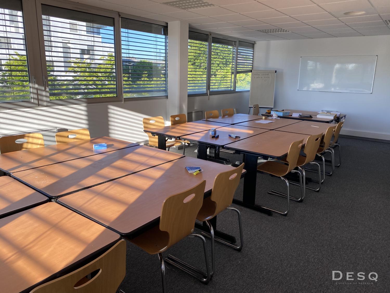 Bureau de 75 m2 sur Cenon - Bordeaux Rive Droite