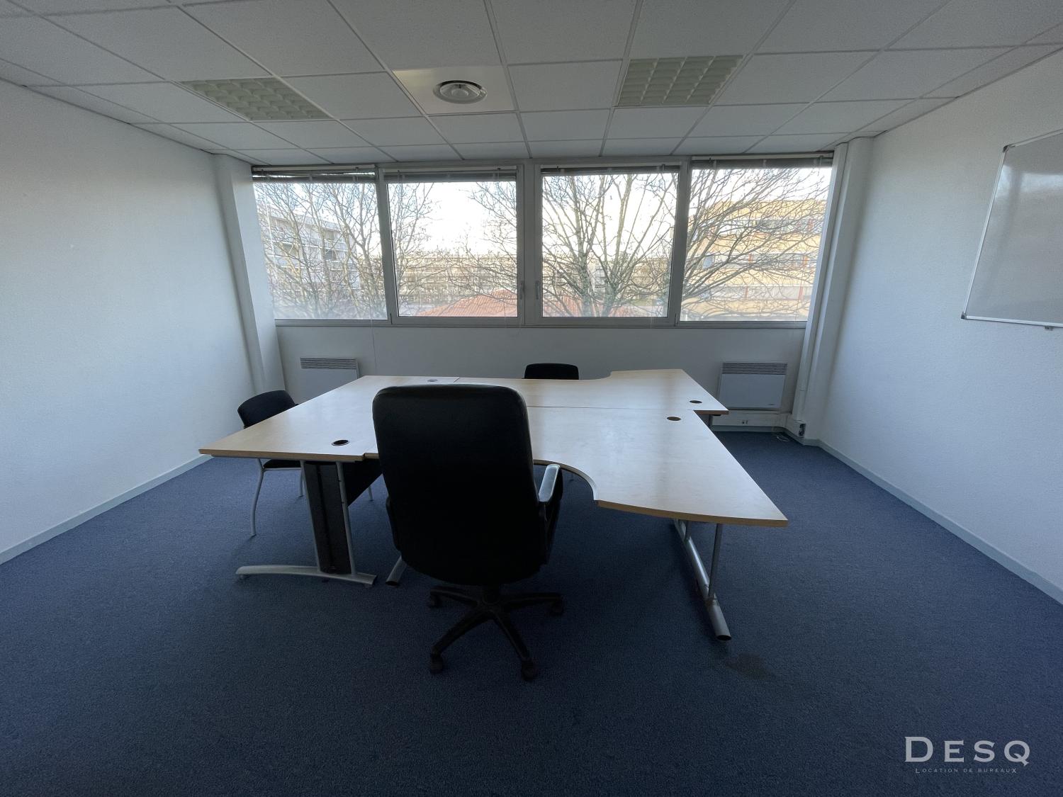 Bureau de 27 m2 à louer sur Cenon - Bordeaux Rive Droite