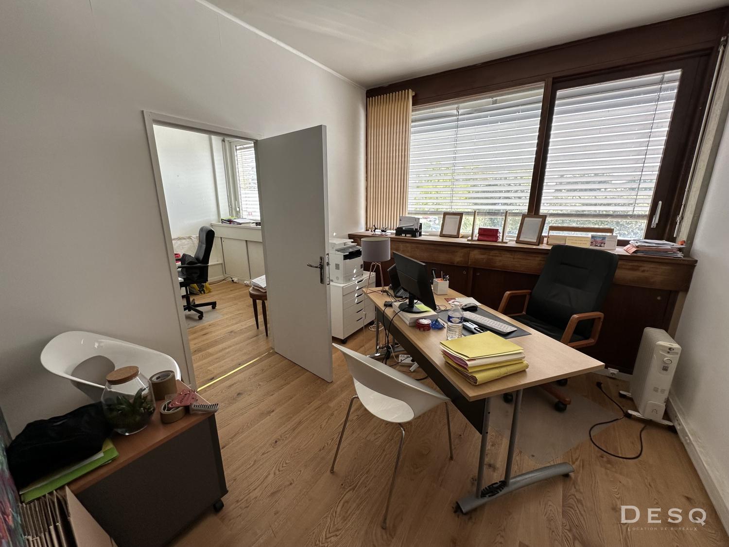 Bureau à louer de 42m2 sur Cenon - Bordeaux Rive Droite - DESQ